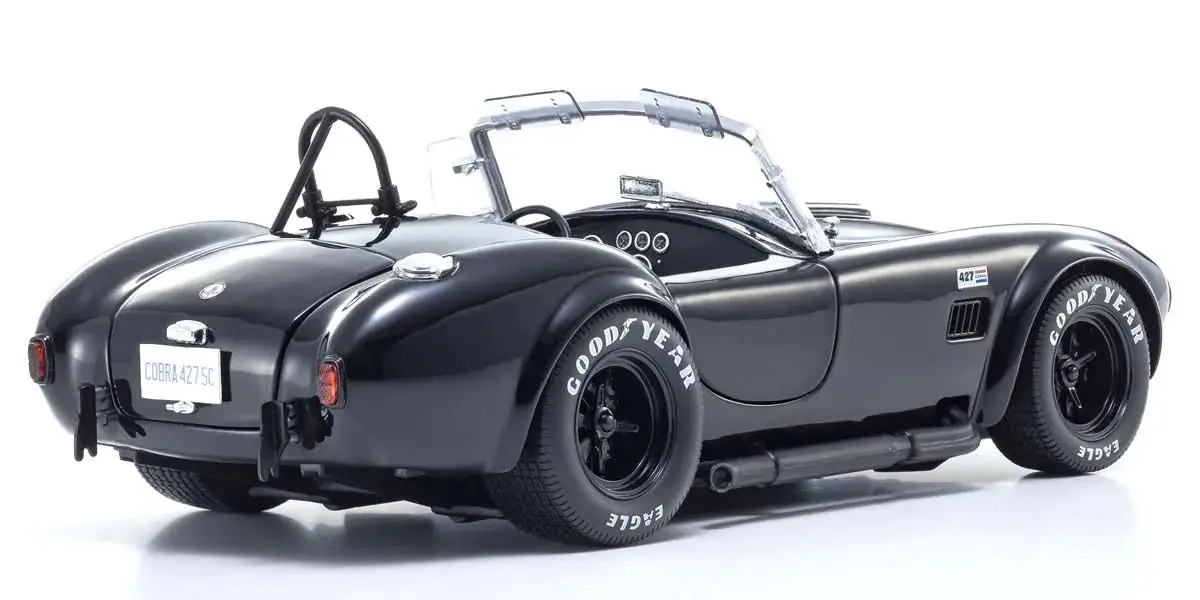 Kyosho 1:18 Shelby Cobra 427 S/C Spider 1962 Black – view 2