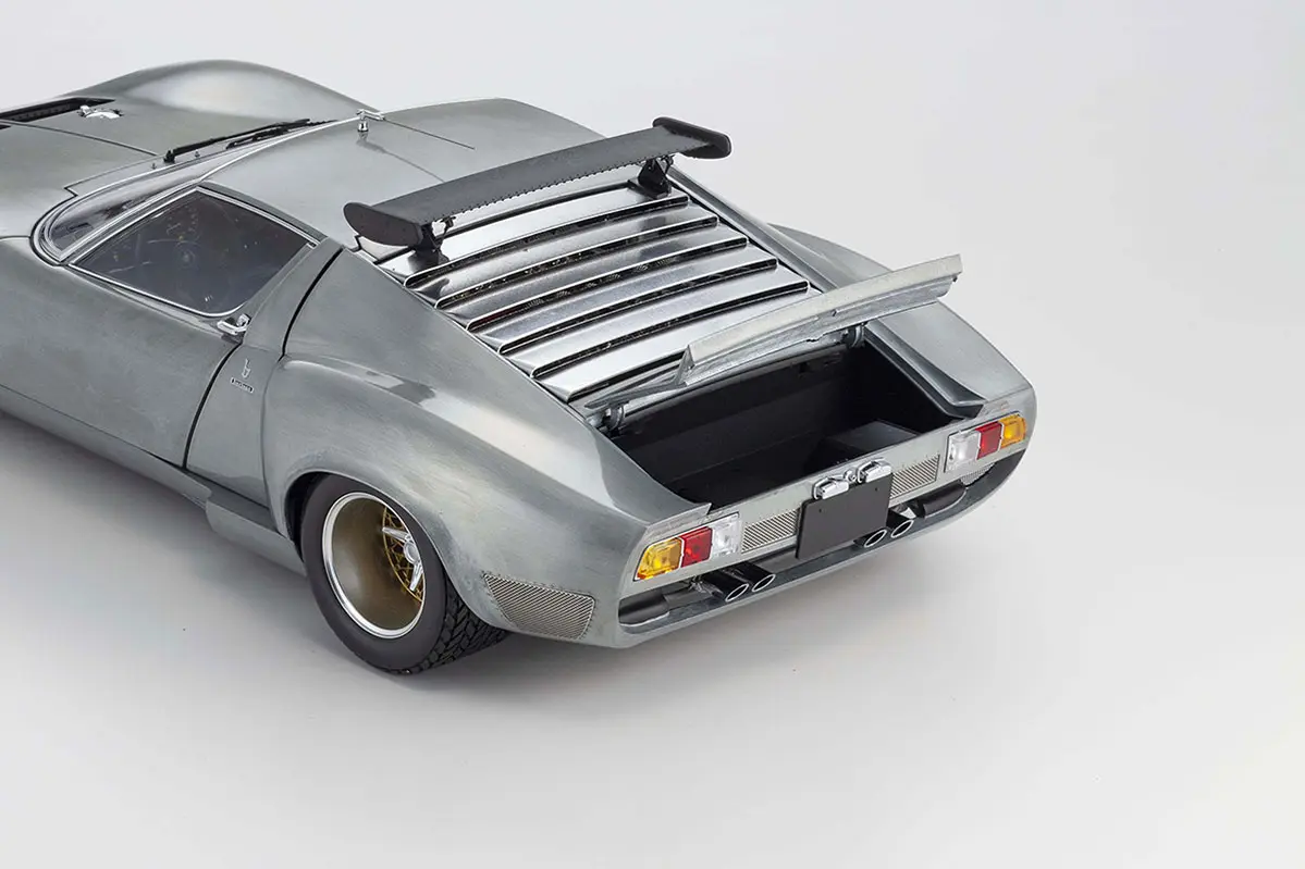 Kyosho 1:12 Lamborghini Miura SVR 1970 Polished Limited – view 4