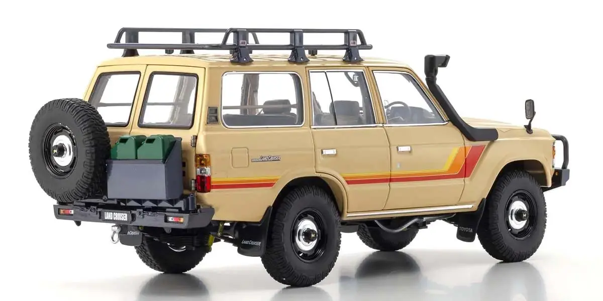 Kyosho 1:18 Toyota Land Cruiser 60 1980 Beige – view 2
