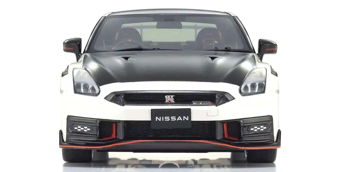 Kyosho 1:18 Resin Samurai Collection Nissan Gt-R Nismo 2024 Sp White – view 4