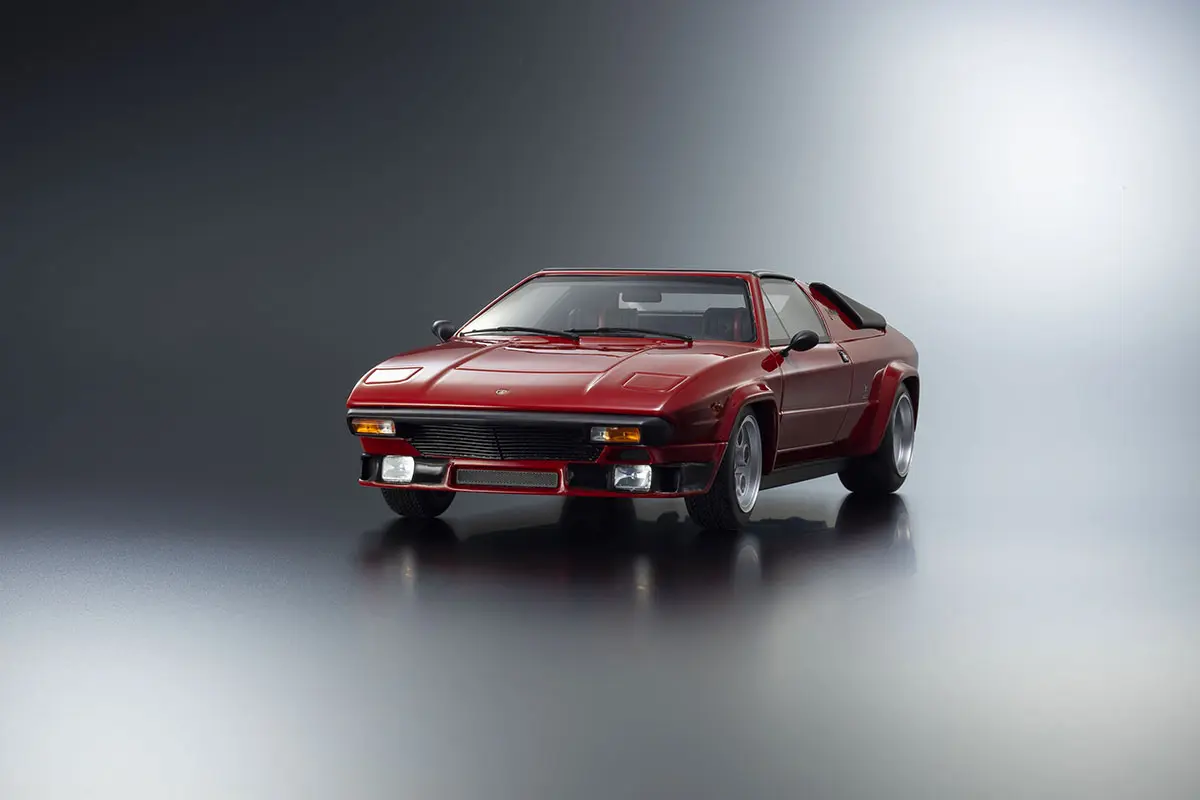 Kyosho 1:18 Resin Samurai Collection Lamborghini Silhouette Red – view 11