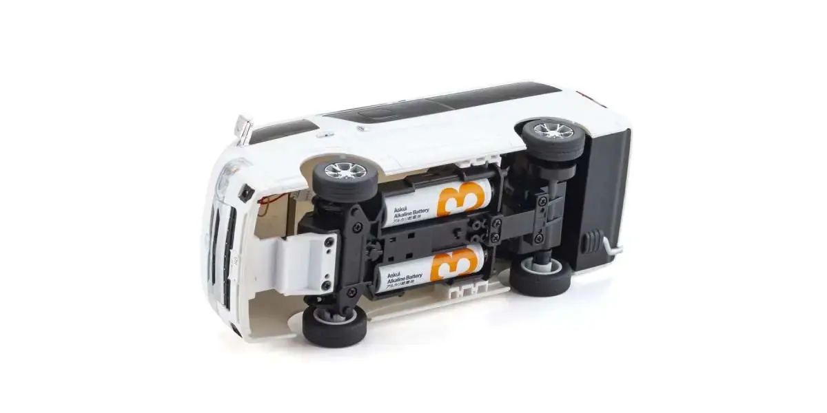 Kyosho First Mini-Z 1:28 Toyota Hi-Ace Super GL WH – RC Car – view 5