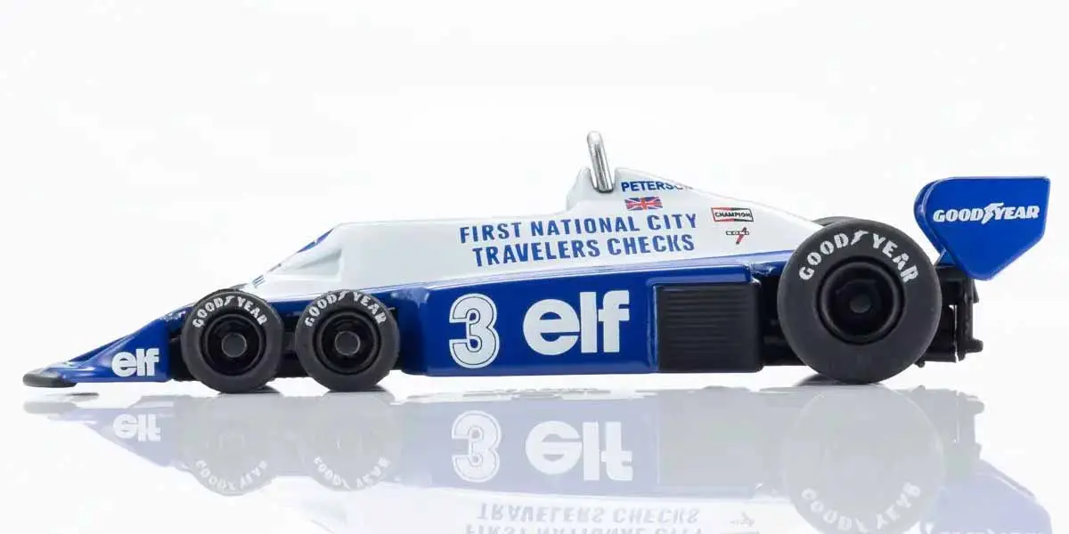 Kyosho 1:64 Die Cast Collection Tyrrell P34/2 1977 No.3 – view 3