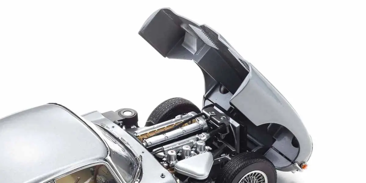 Kyosho 1:18 Jaguar E-Type 3.8L Coupe MK1 1961 Gun Metal – view 6