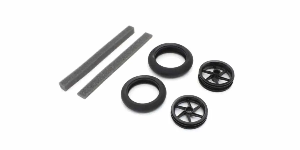 Kyosho Hanging-on Racer High Grip Tyres & Wheels (2)