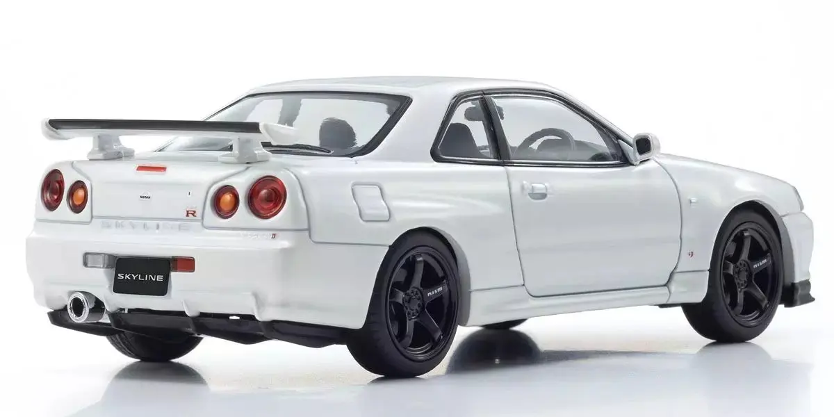 Kyosho 1:43 Nissan Skyline R34 GT-R v-Spec II White Pearl – view 2