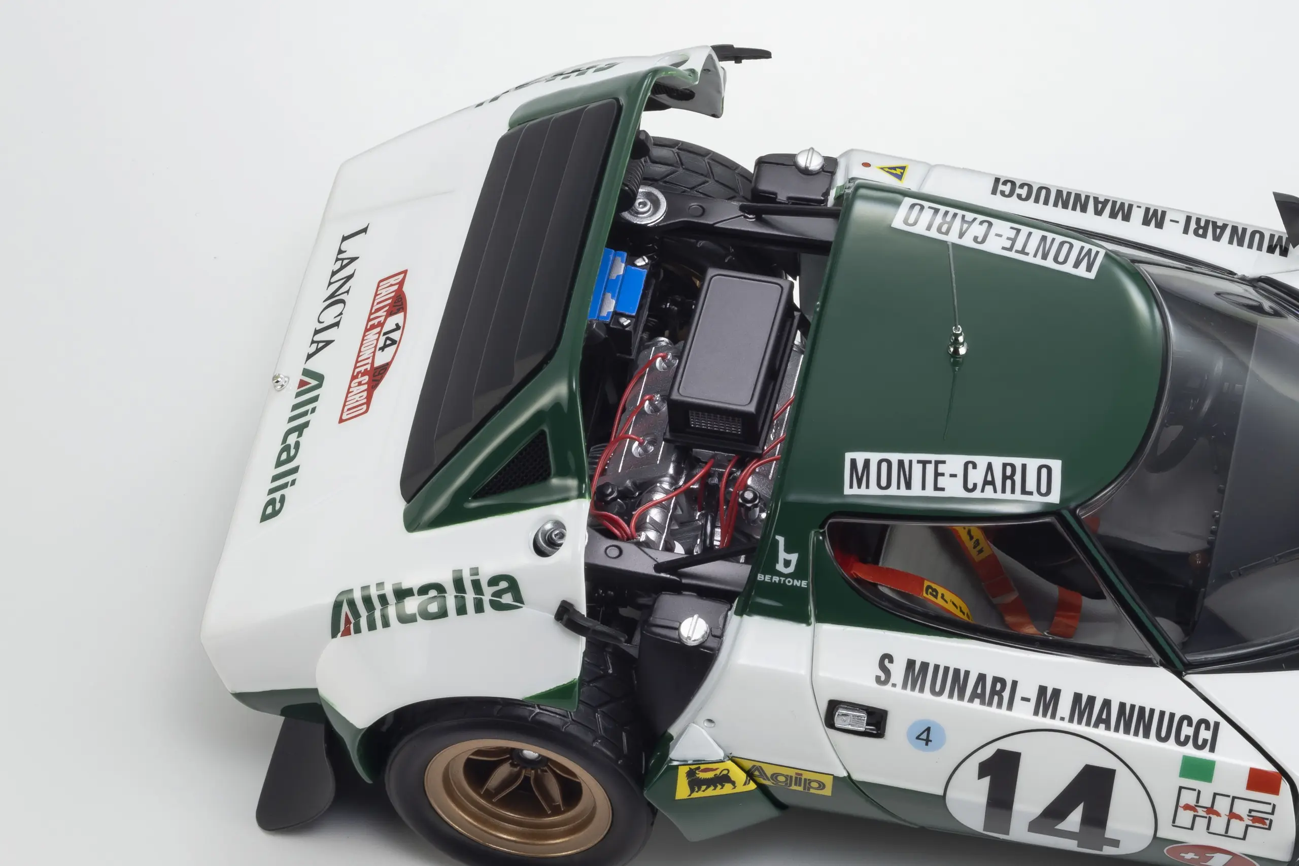 Kyosho 1:18 Lancia Stratos HF S.Munari Winner Monte Carlo 1975 Nr.14 – view 13