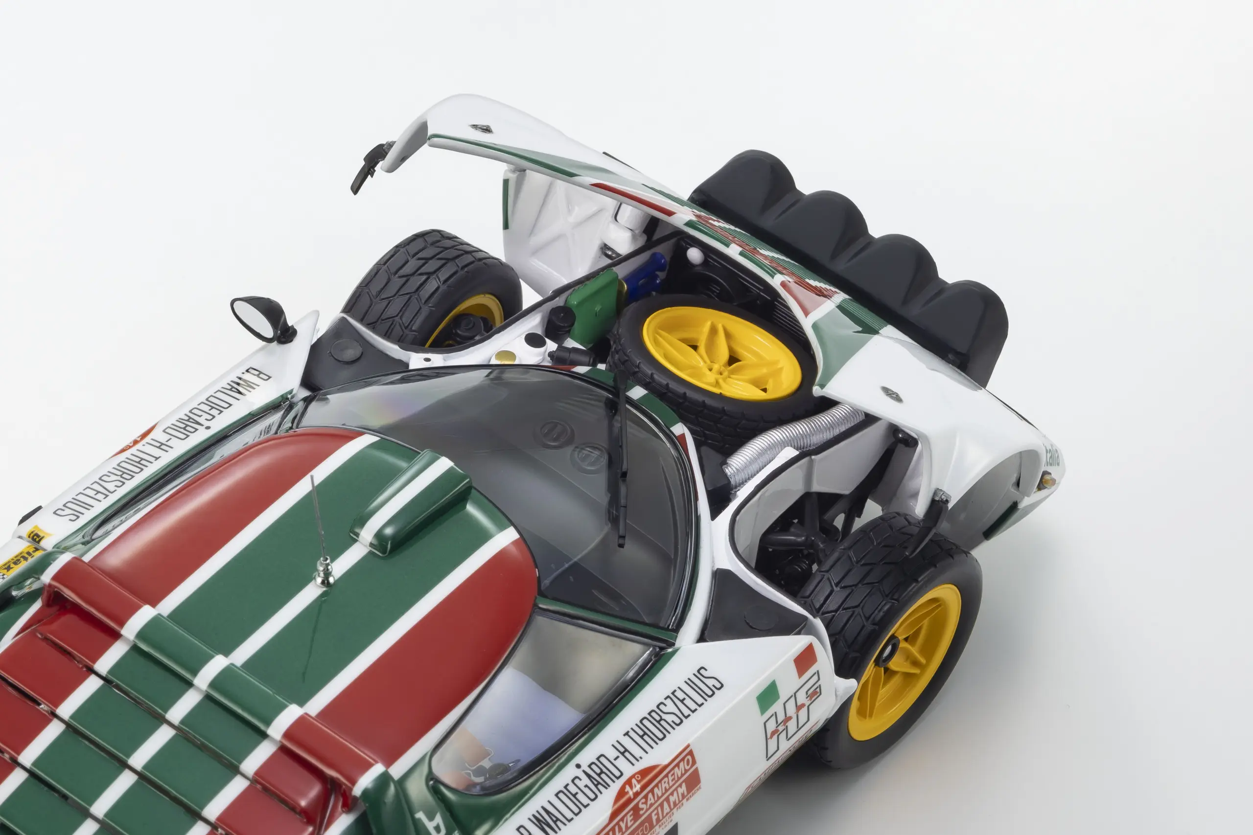 Kyosho 1:18 Lancia Stratos HF B.Waldegard Winner San Remo 1976 Nr.4 – view 4