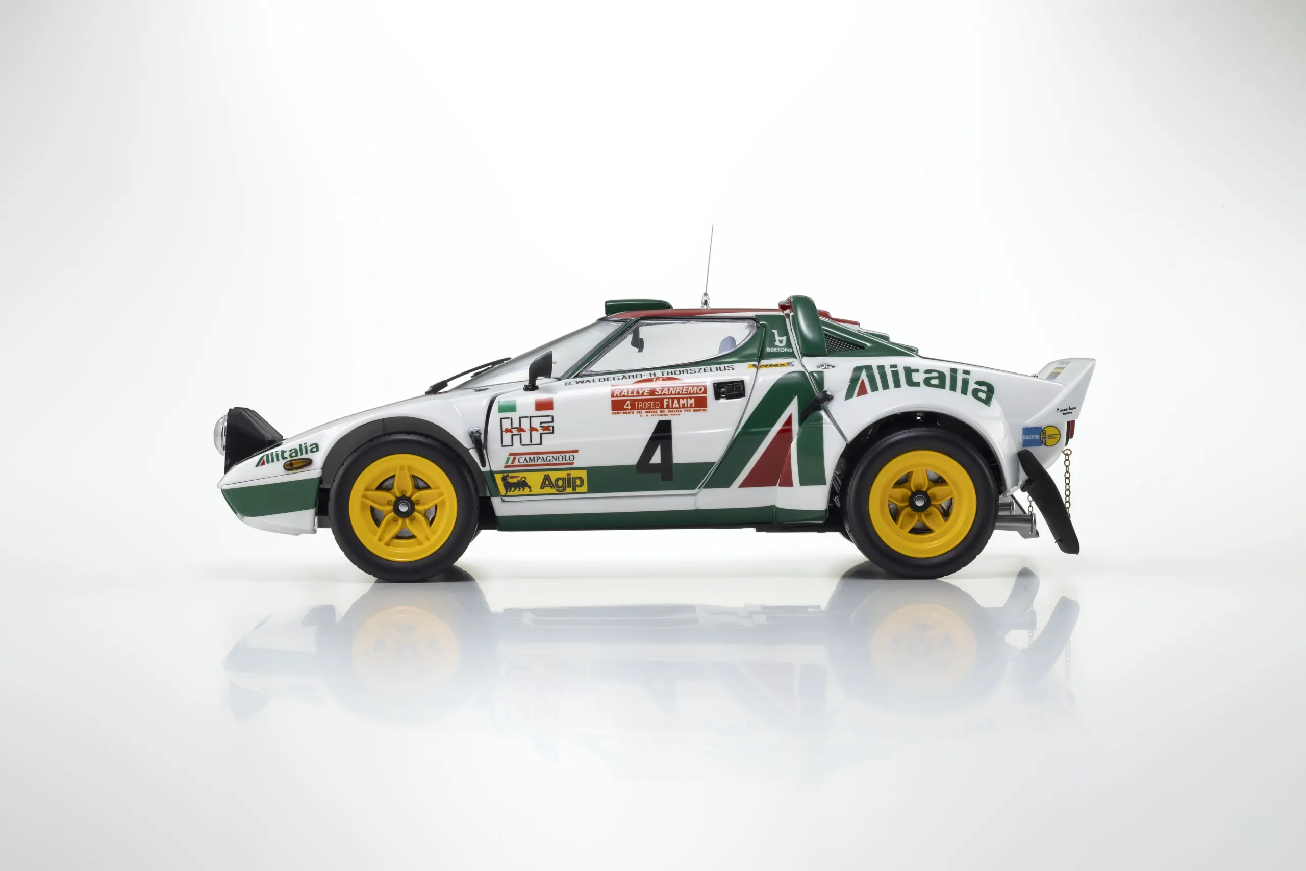 Kyosho 1:18 Lancia Stratos HF B.Waldegard Winner San Remo 1976 Nr.4 – view 9