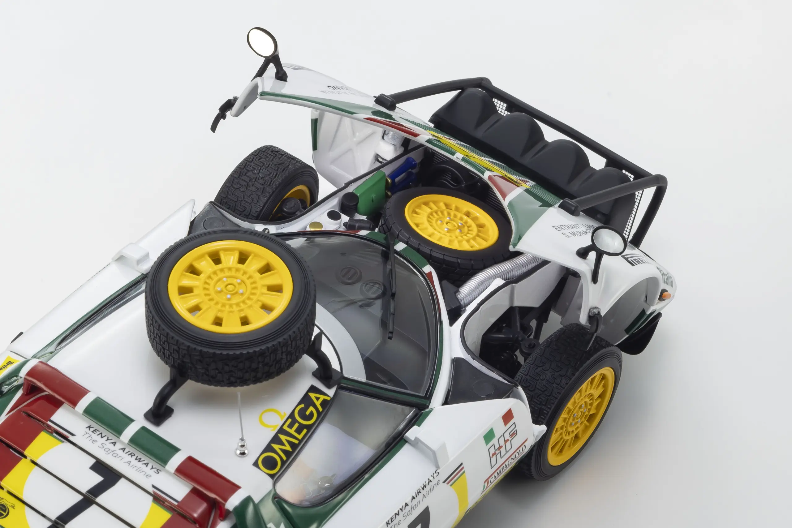 Kyosho 1:18 Lancia Stratos HF S.Munari 3rd Safari Rally 1977 Nr.7 – view 4