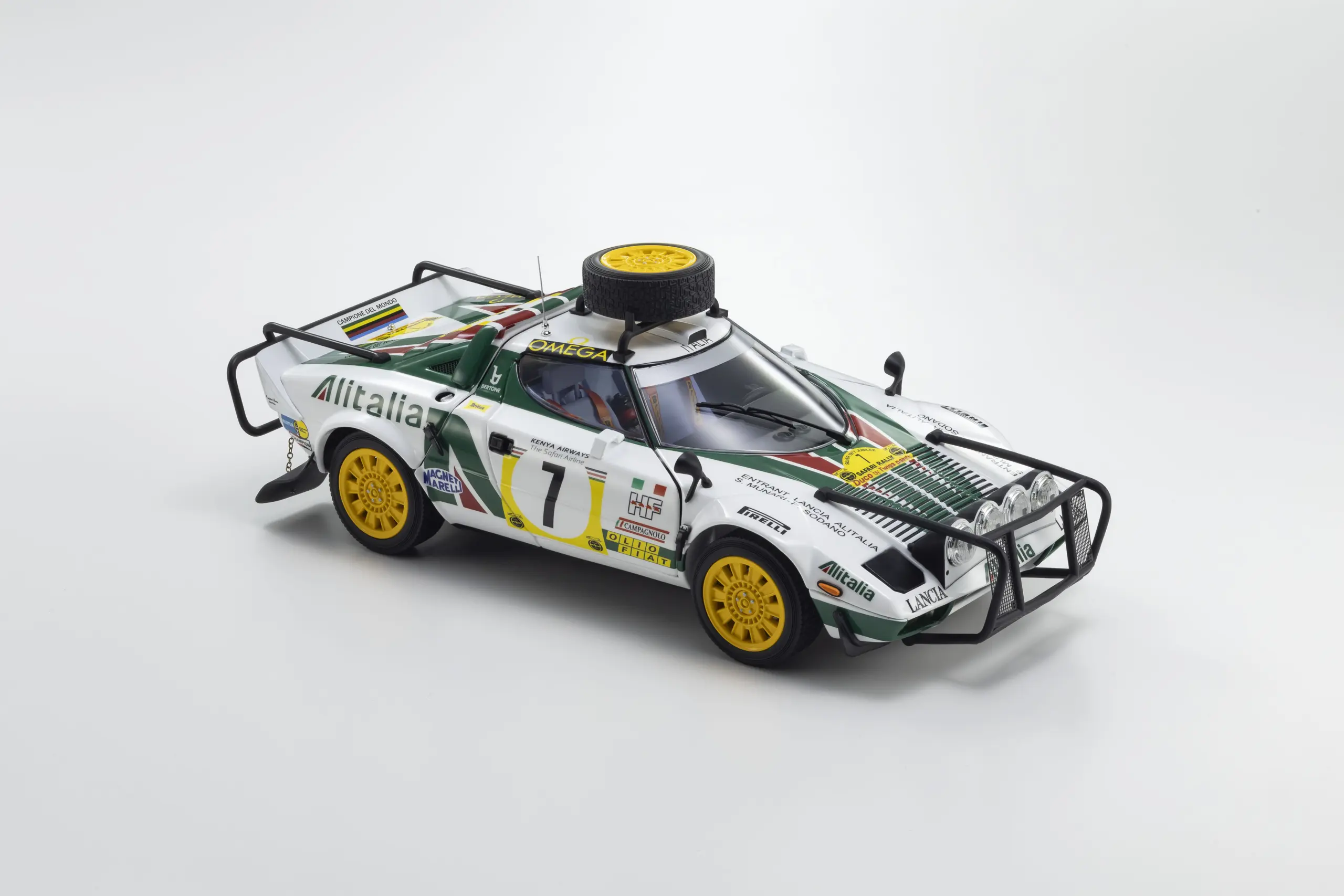 Kyosho 1:18 Lancia Stratos HF S.Munari 3rd Safari Rally 1977 Nr.7 – view 14