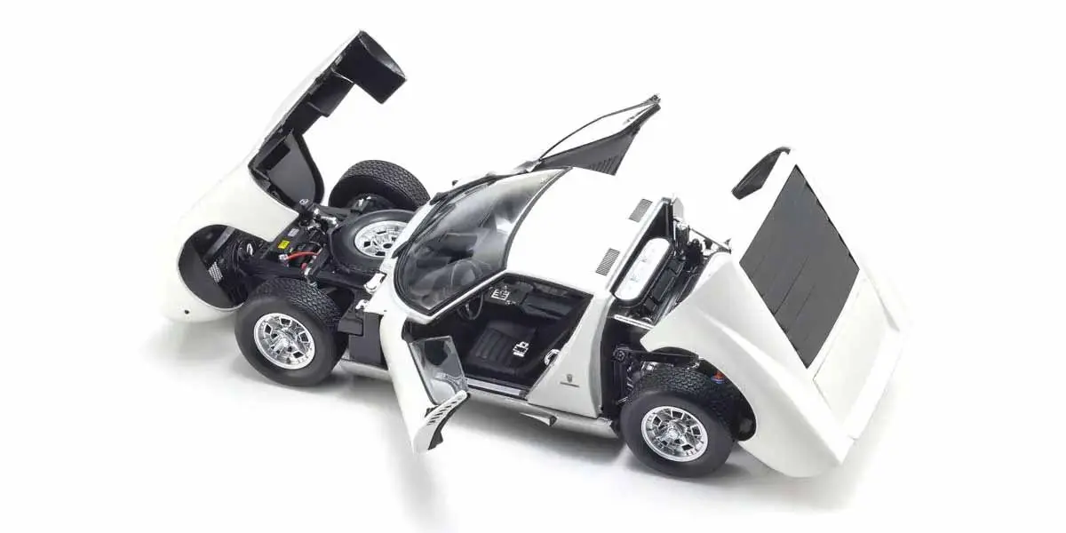 Kyosho 1:18 Lamborghini Miura P400 1968 White-Silver – view 4