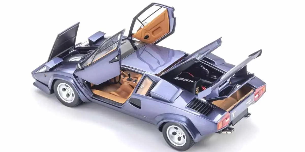 Kyosho 1:18 Lamborghini Countach LP5000 Quattrovalvole Dark Blue – view 5