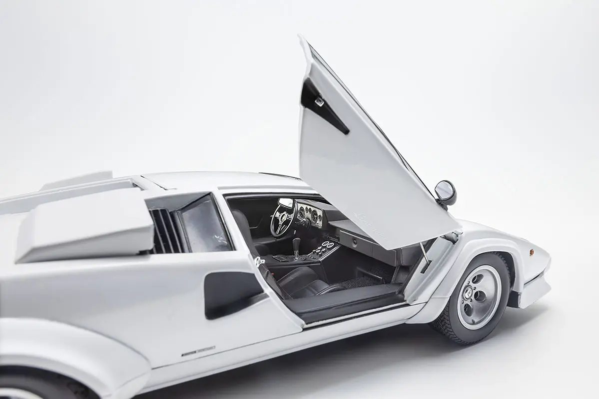 Kyosho 1:18 Lamborghini Countach Lp400 S White – view 7