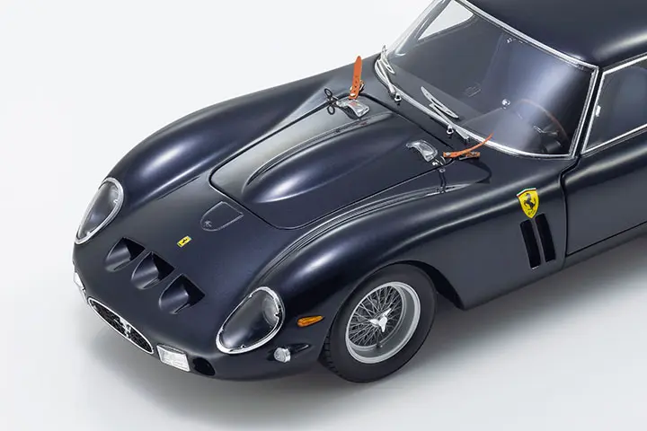 Kyosho 1:18 Ferrari 250 GTO 1963 Dark Blue (Blu Scuro) – view 2