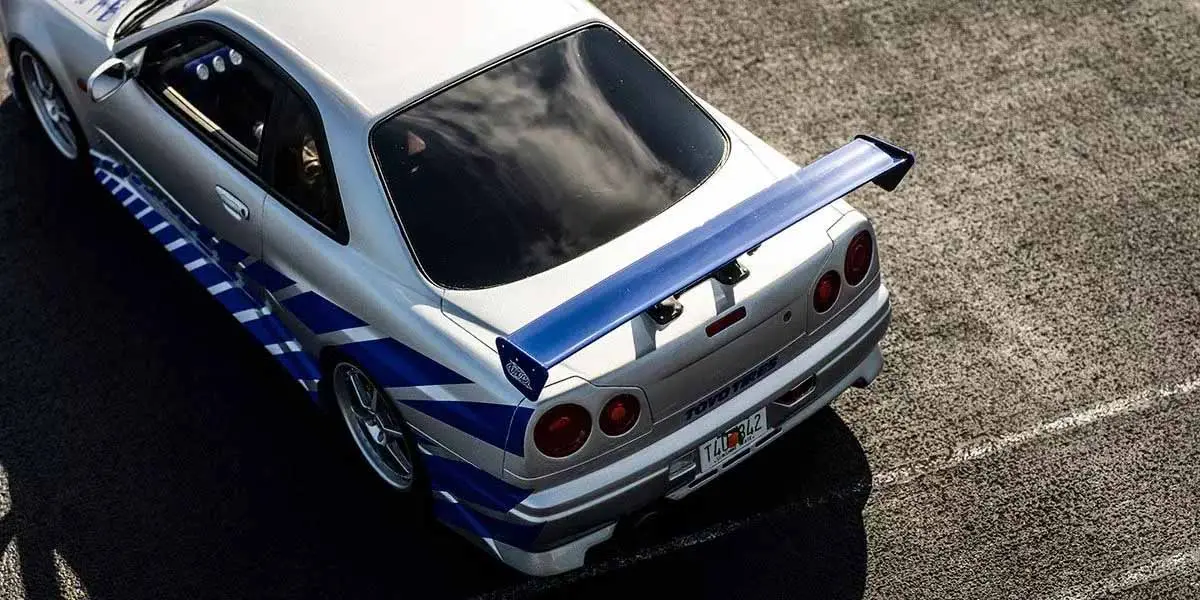 Kyosho 1:12 Resin Nissan GT-R 2001 Fast & Furious Silver/Blue Stripes – view 7