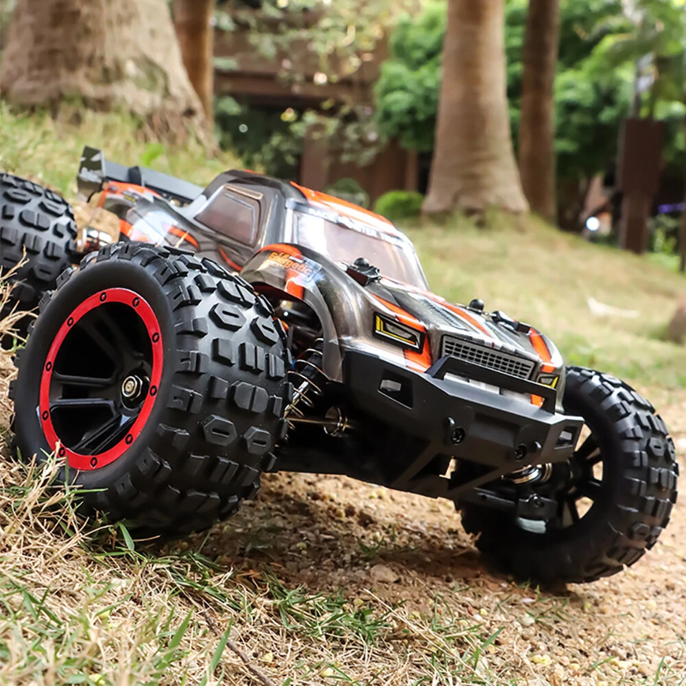 Haiboxing HBX 2105A RTR with sand paddle tyres - Cheap RC cars in the UK
