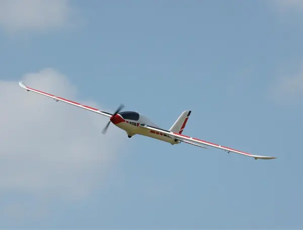Xfly Swift 2100 Glider – RC Planes