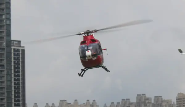 FLISHR EC135 500-Class Scale RC Helicopter – Realistic EMS Replica with L7 GPS Flight Control, Dual IMU, Brushless Tail Motor & RTF/BNF Options