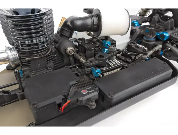 Team Associated Rc8t4 Team Kit 1/8 Nitro Truggy + Gear Upgrade