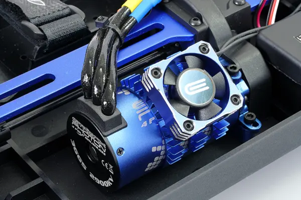 Etronix Aluminium Cooling Fan 28000 RPM 30x30mm - JST