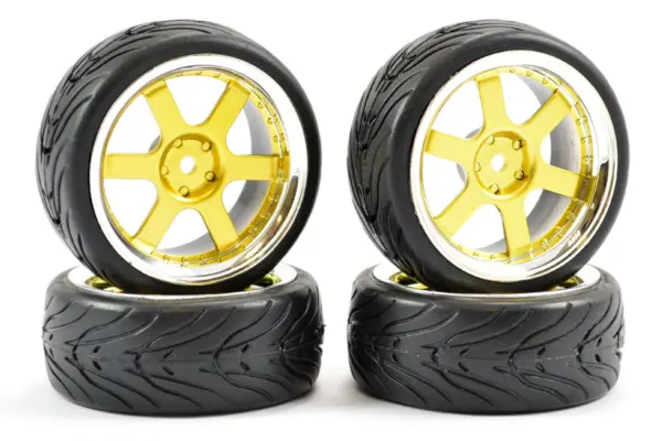 Fastrax 1/10 Street/Tread Tyre 6-Spoke Gold/Chrome Wheel