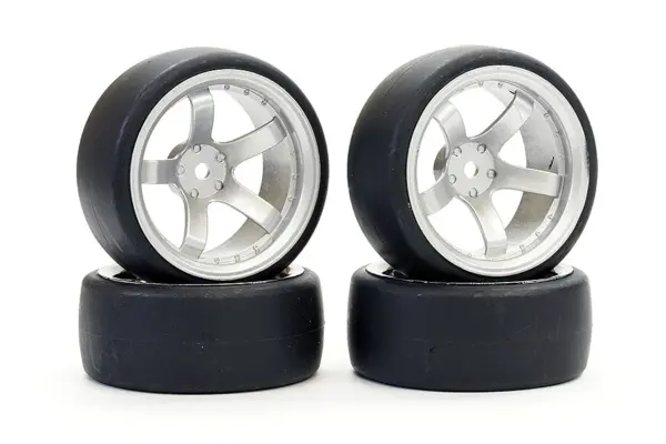 Fastrax 1/10 (4) Drift D1 Tyre W/9mm 5-Spoke Wheel- Satin Sil