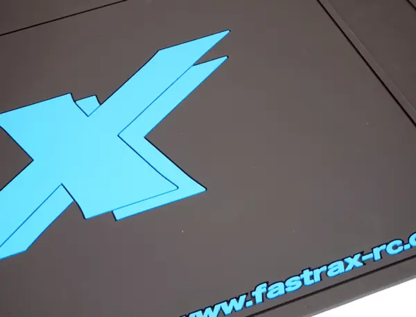 Fastrax Medium Rubber Pit Mat - Black 62cm X 42cm