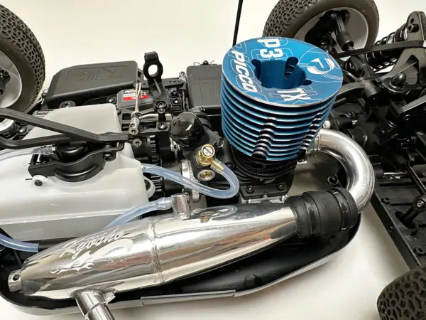 Kyosho Inferno MP10 1: 8 RC Nitro Picco P3TX Edition