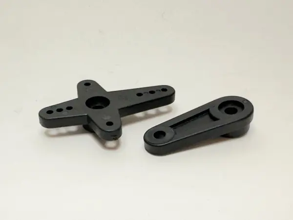 Servo Horn Set Kyosho 1:8 Readyset (2)