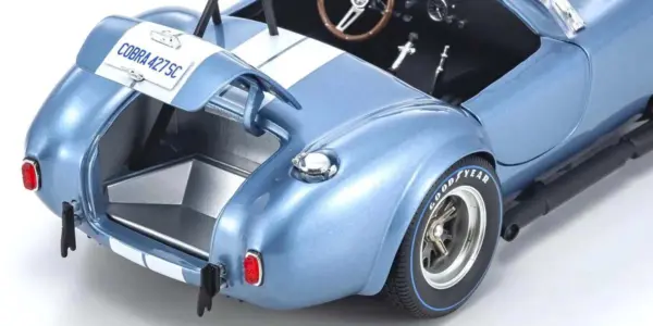 Kyosho 1:18 Shelby Cobra 427 S/C Spider 1962 Light Blue-White