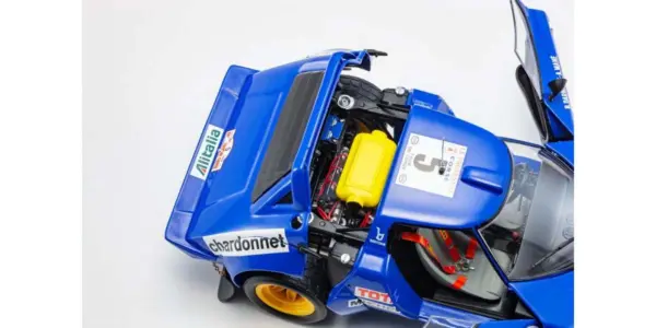 Kyosho 1:18 Lancia Stratos Hf b.darniche Tour De Corse 1976 nr.5