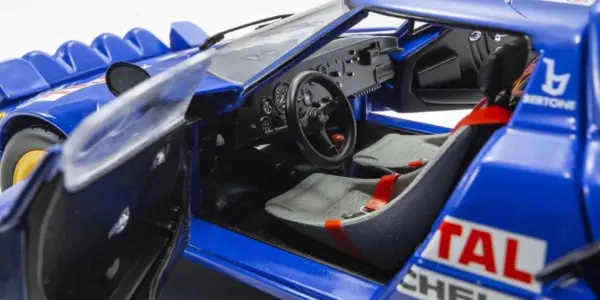 Kyosho 1:18 Lancia Stratos Hf b.darniche Tour De Corse 1976 nr.5