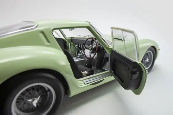 Kyosho 1:18 Ferrari 250 Gto Goodwood Tourist Trophy 1962 nr.15