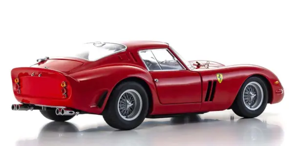Kyosho 1:18 Ferrari 250 GTO Red 1962 Die-Cast Collection
