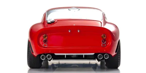 Kyosho 1:18 Ferrari 250 GTO Red 1962 Die-Cast Collection