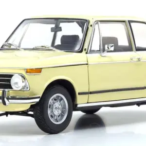 Kyosho 1:18 BMW 2002 Tii 1972 Creme