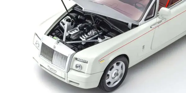 Kyosho 1:18 Rolls-Royce Phantom Drophead Coupé 2007 English White