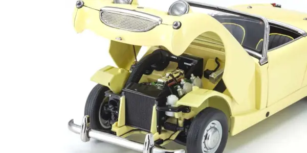 Kyosho 1:18 Austin Healey Sprite 1958 Primrose Yellow