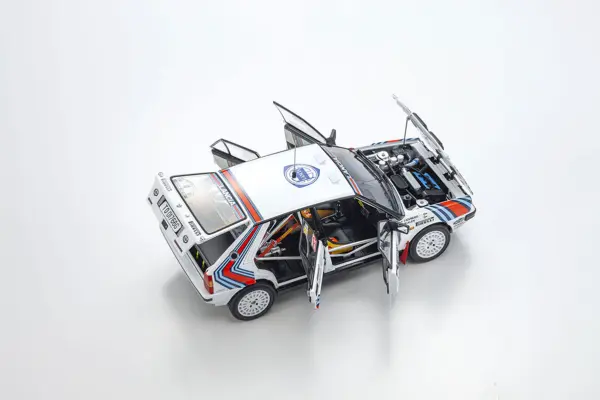 Kyosho 1:18 Lancia Delta Hf 4wd 1000 Lakes 1987 Team Lancia nr.4