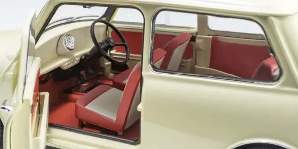 Kyosho 1:18 Morris Mini Minor Old English White
