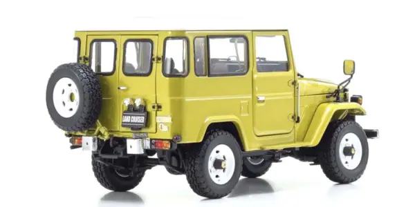 Kyosho 1:18 Toyota Land Cruiser 40 Van (BJ42V) 1980 yellow