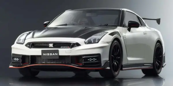 Kyosho 1:18 Resin Samurai Collection Nissan Gt-R Nismo 2024 Sp White