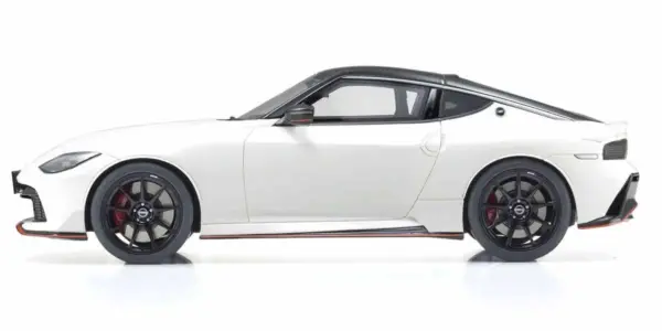 Kyosho 1:18 Resin Samurai Collection Nissan Fairlady Z 2024 White