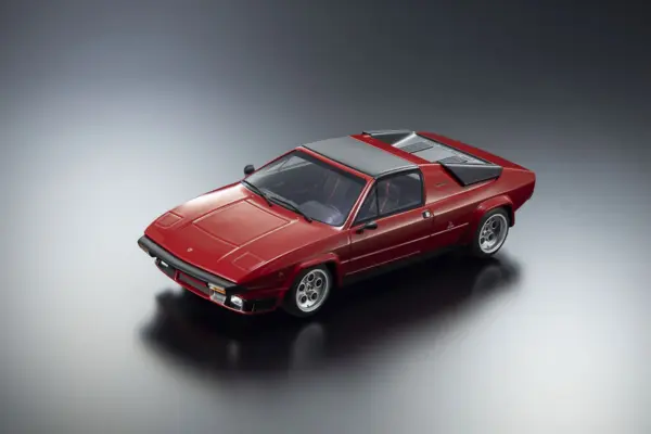 Kyosho 1:18 Resin Samurai Collection Lamborghini Silhouette Red