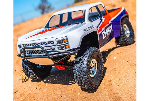 Proline 2015 Chevy Silverado Clear Body 313 Crawler – view 10