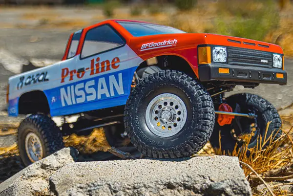 Proline 1/10 1987 Nissan Hardbody D21 Clear Body 12.3" (313mm) Wb Crawlers