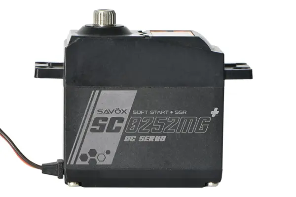Savox STD Size Digital Servo Metal Gear 10.5kg@6v - Plus
