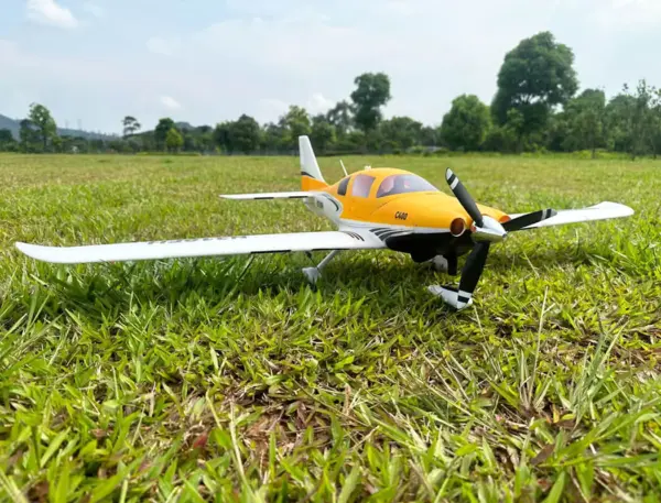 Fox Hobby C400 Intermediate Sports 1100mm PNP With Gyro Flight Controller