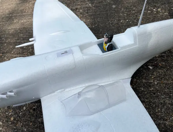 Xfly Supermarine Spitfire Mkix Bare Foam 1200mm Without Tx/Rx/Bat